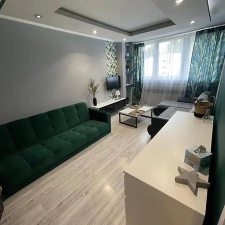 Pod Trojka Apartment